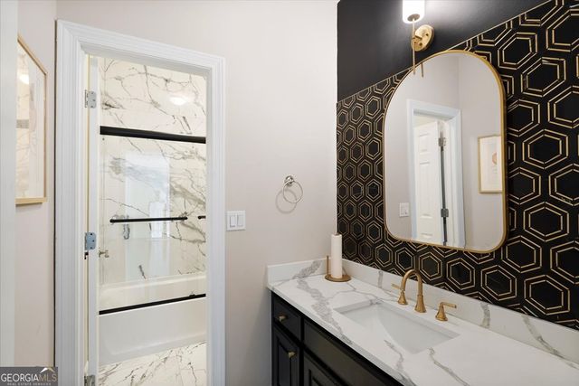 1725 Bucks Club Drive, Alpharetta, GA 30005