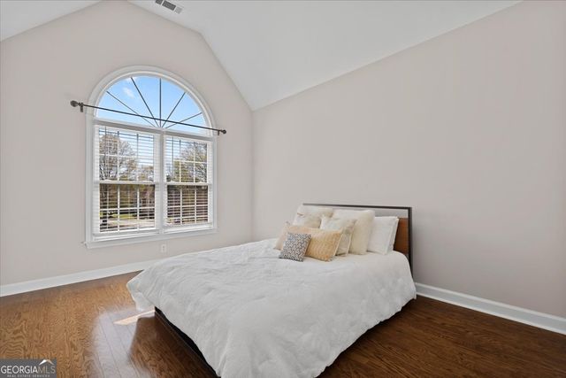 1725 Bucks Club Drive, Alpharetta, GA 30005