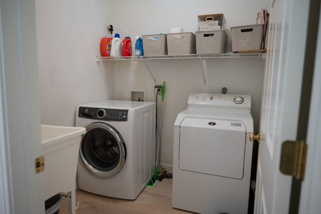 412 Laurelwood Lane, Southbury, CT 06488