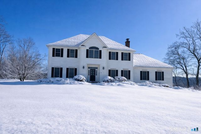 412 Laurelwood Lane, Southbury, CT 06488