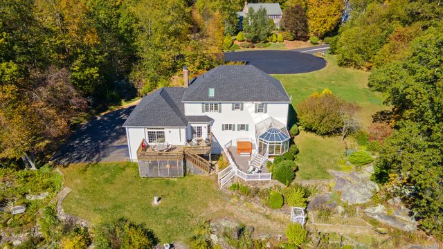 412 Laurelwood Lane, Southbury, CT 06488