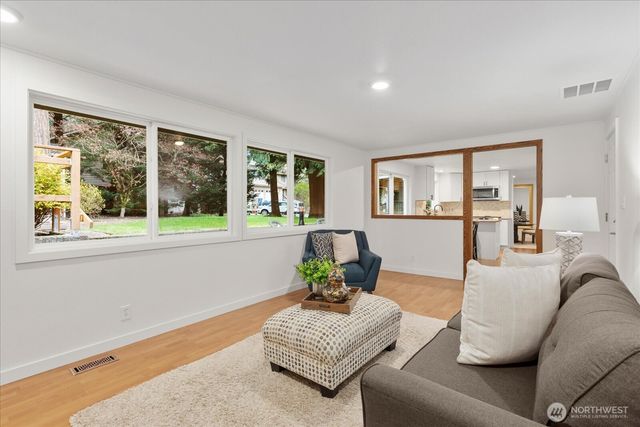 16220 197th Avenue NE, Woodinville, WA 98077