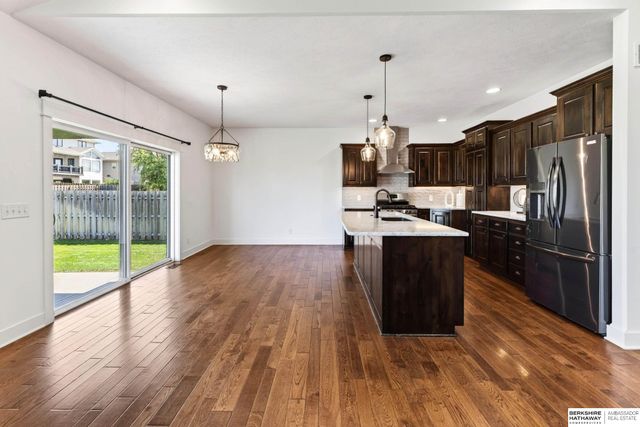 19312 Robin Drive, Gretna, NE 68028