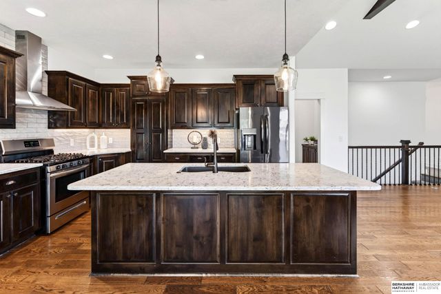 19312 Robin Drive, Gretna, NE 68028