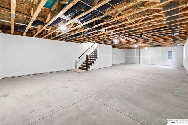 19312 Robin Drive, Gretna, NE 68028