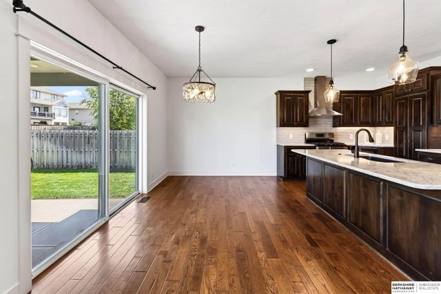 19312 Robin Drive, Gretna, NE 68028