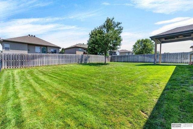 19312 Robin Drive, Gretna, NE 68028