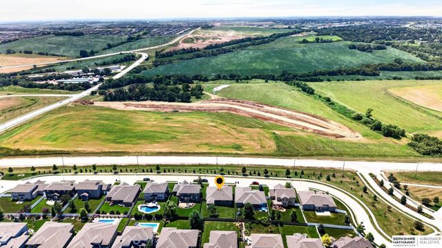 19312 Robin Drive, Gretna, NE 68028
