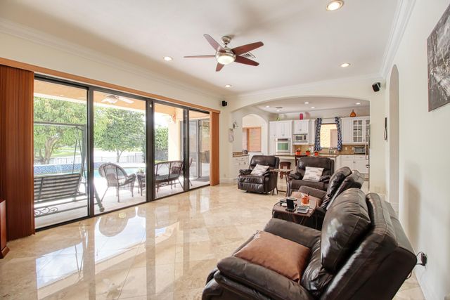 8192 Canopy Terrace, Parkland, FL 33076