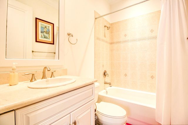 8192 Canopy Terrace, Parkland, FL 33076
