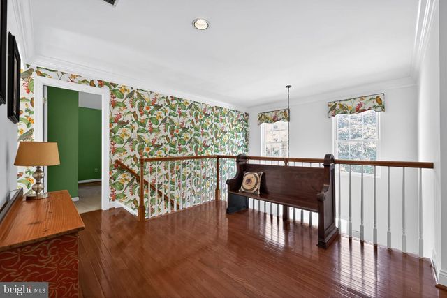 222 HILLSBORO MILLS LN, Wallingford, PA 19086
