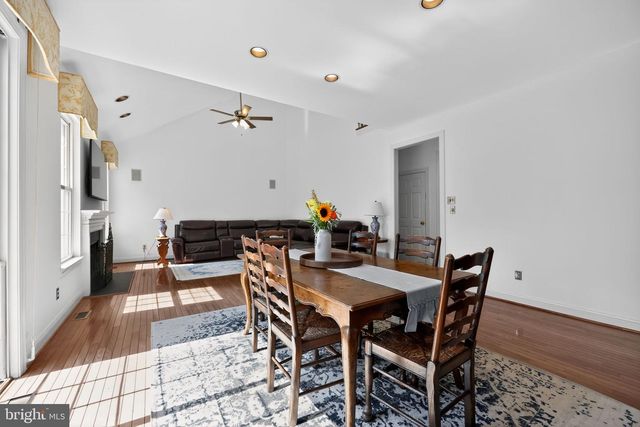 222 HILLSBORO MILLS LN, Wallingford, PA 19086
