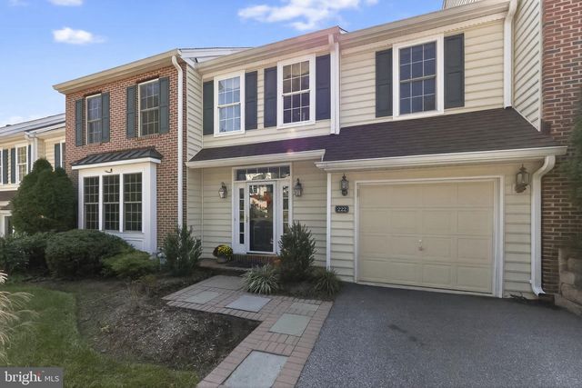 222 HILLSBORO MILLS LN, Wallingford, PA 19086