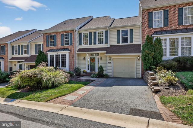 222 HILLSBORO MILLS LN, Wallingford, PA 19086