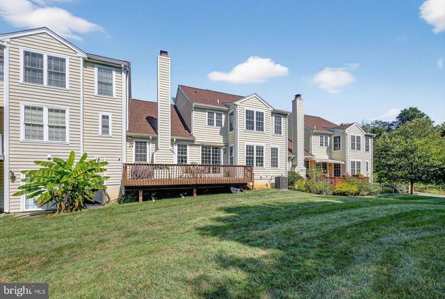 222 HILLSBORO MILLS LN, Wallingford, PA 19086