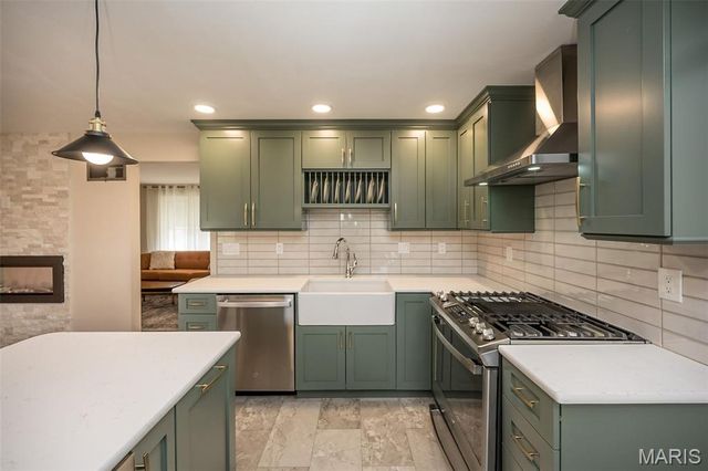 4107 Hummingbird Court, St Louis, MO 63123