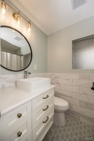 4107 Hummingbird Court, St Louis, MO 63123