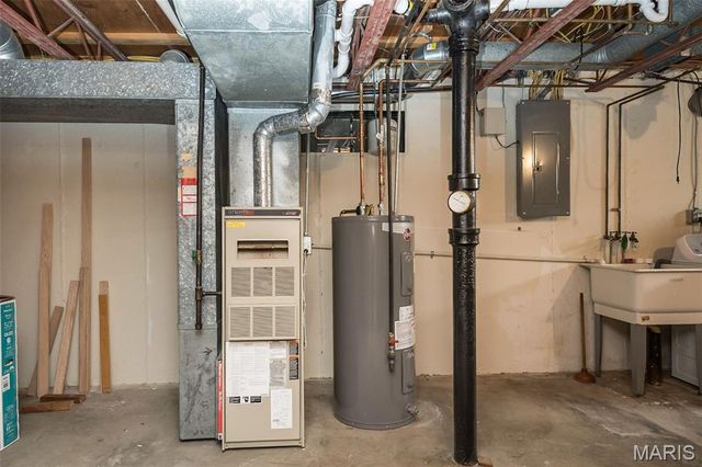 4107 Hummingbird Court, St Louis, MO 63123