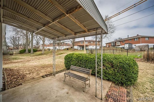 4107 Hummingbird Court, St Louis, MO 63123