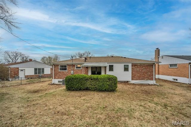 4107 Hummingbird Court, St Louis, MO 63123