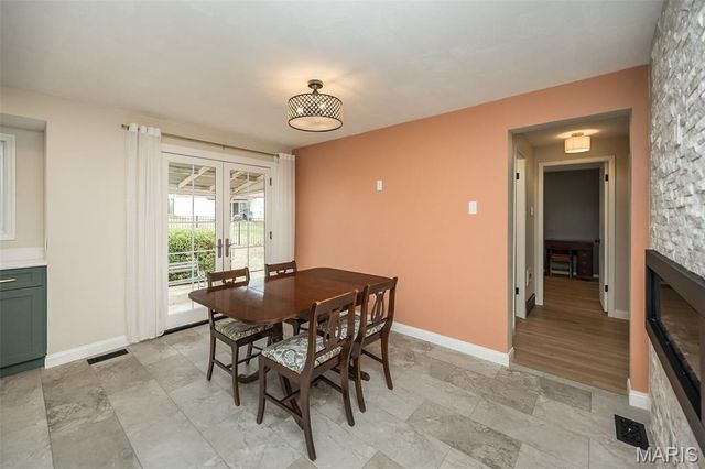 4107 Hummingbird Court, St Louis, MO 63123