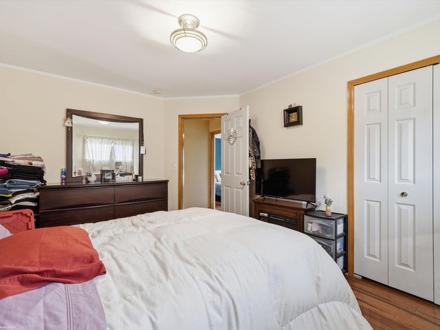 19866 Barchester Drive, Macomb Twp, MI 48044