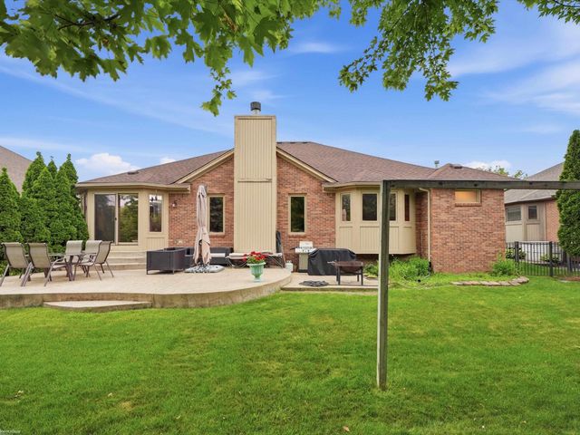 19866 Barchester Drive, Macomb Twp, MI 48044
