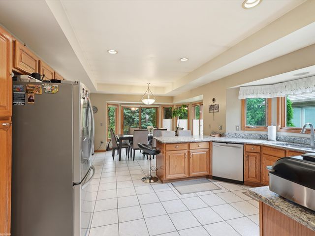 19866 Barchester Drive, Macomb Twp, MI 48044