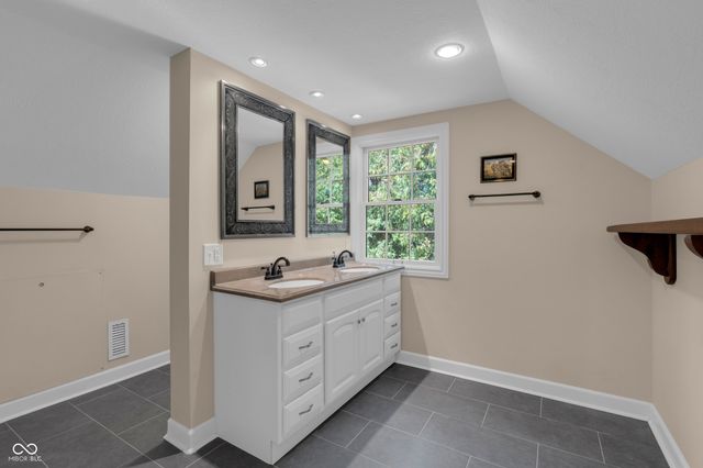 322 W 47th Street, Indianapolis, IN 46208