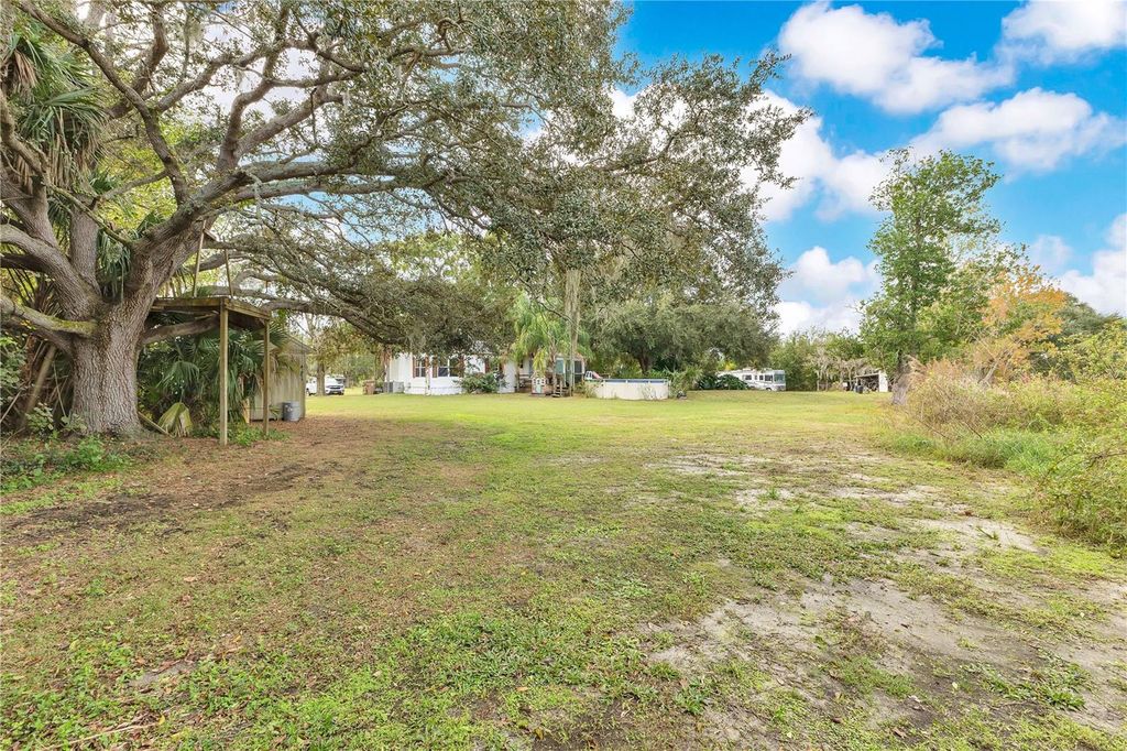 Image 11 of property listing at 4185 CARDINAL LANE, Kissimmee, FL 34744