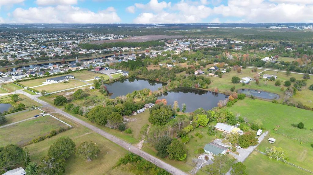 Image 18 of property listing at 4185 CARDINAL LANE, Kissimmee, FL 34744