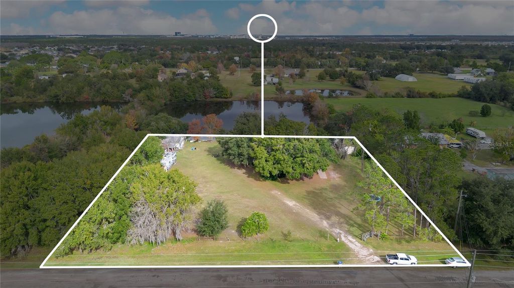 Image 23 of property listing at 4185 CARDINAL LANE, Kissimmee, FL 34744