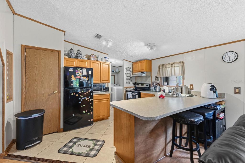 Image 6 of property listing at 4185 CARDINAL LANE, Kissimmee, FL 34744