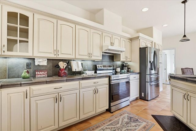 16104 Fairway Glen Pl, Grass Valley, CA 95949