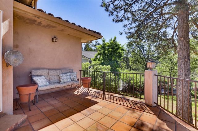 16104 Fairway Glen Pl, Grass Valley, CA 95949