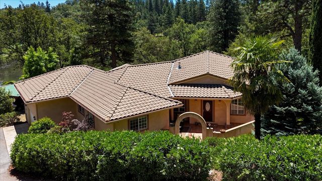 16104 Fairway Glen Pl, Grass Valley, CA 95949