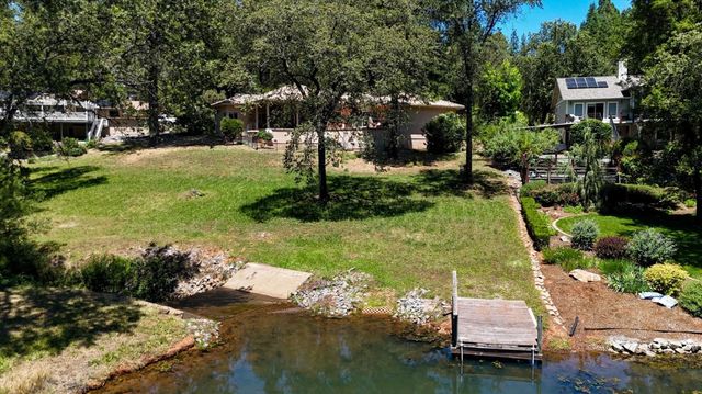 16104 Fairway Glen Pl, Grass Valley, CA 95949