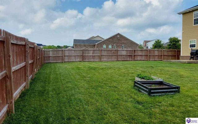 602 Napa Valley Court, Vine Grove, KY 40175