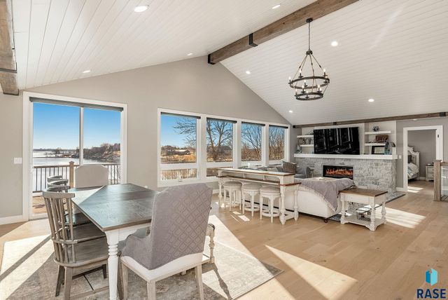 6340 Harbor Way Way, Wentworth, SD 57075