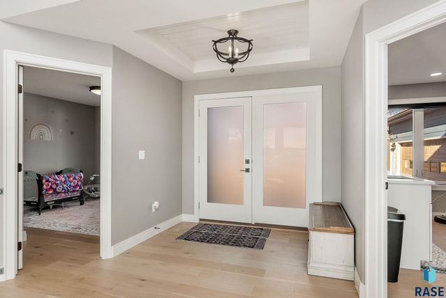 6340 Harbor Way Way, Wentworth, SD 57075