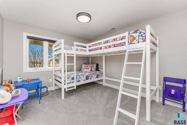 6340 Harbor Way Way, Wentworth, SD 57075