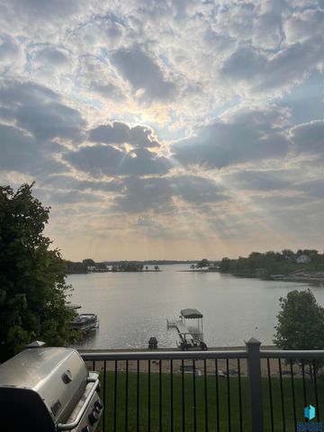 6340 Harbor Way Way, Wentworth, SD 57075