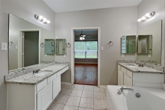 6731 Auburn Oak Trail, Humble, TX 77346