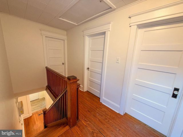 414 W BRIDGE ST, Morrisville, PA 19067