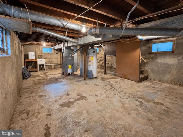 414 W BRIDGE ST, Morrisville, PA 19067