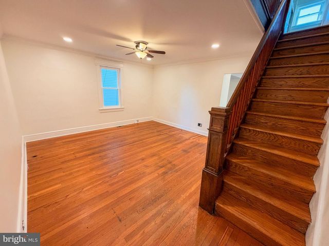 414 W BRIDGE ST, Morrisville, PA 19067
