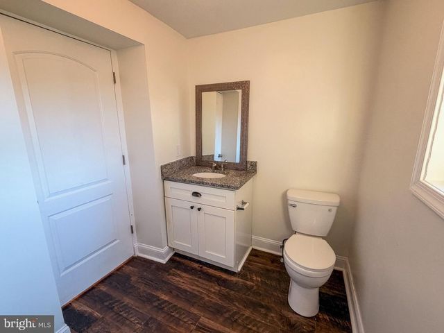 414 W BRIDGE ST, Morrisville, PA 19067