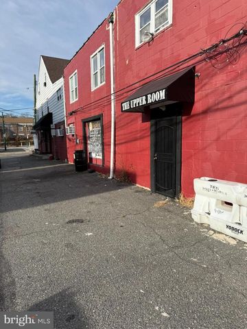 16 N 9TH ST, Darby, PA 19023