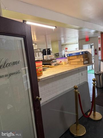 16 N 9TH ST, Darby, PA 19023