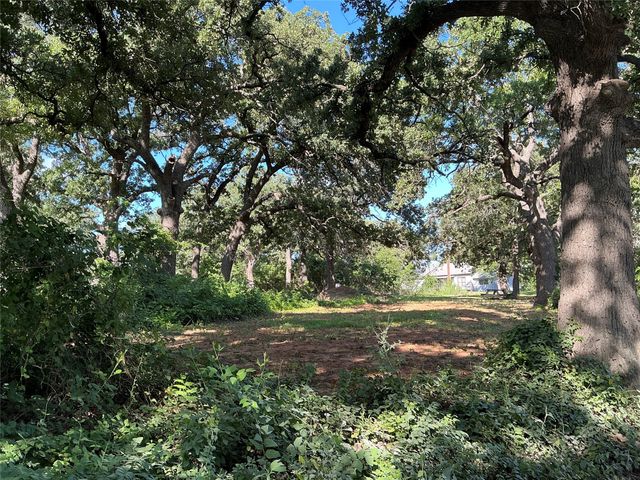 211 County Road 321, Comanche, TX 76442